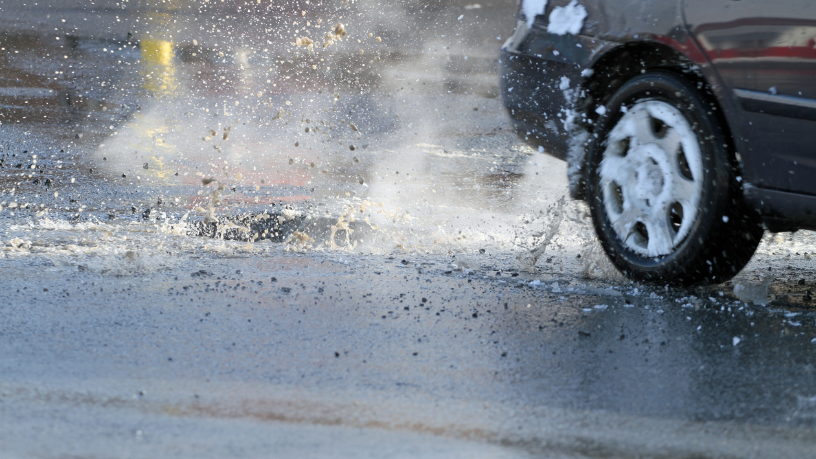 Uso de inteligência artificial reduz em 80% os buracos nas rodovias de Minas Gerais em 2026